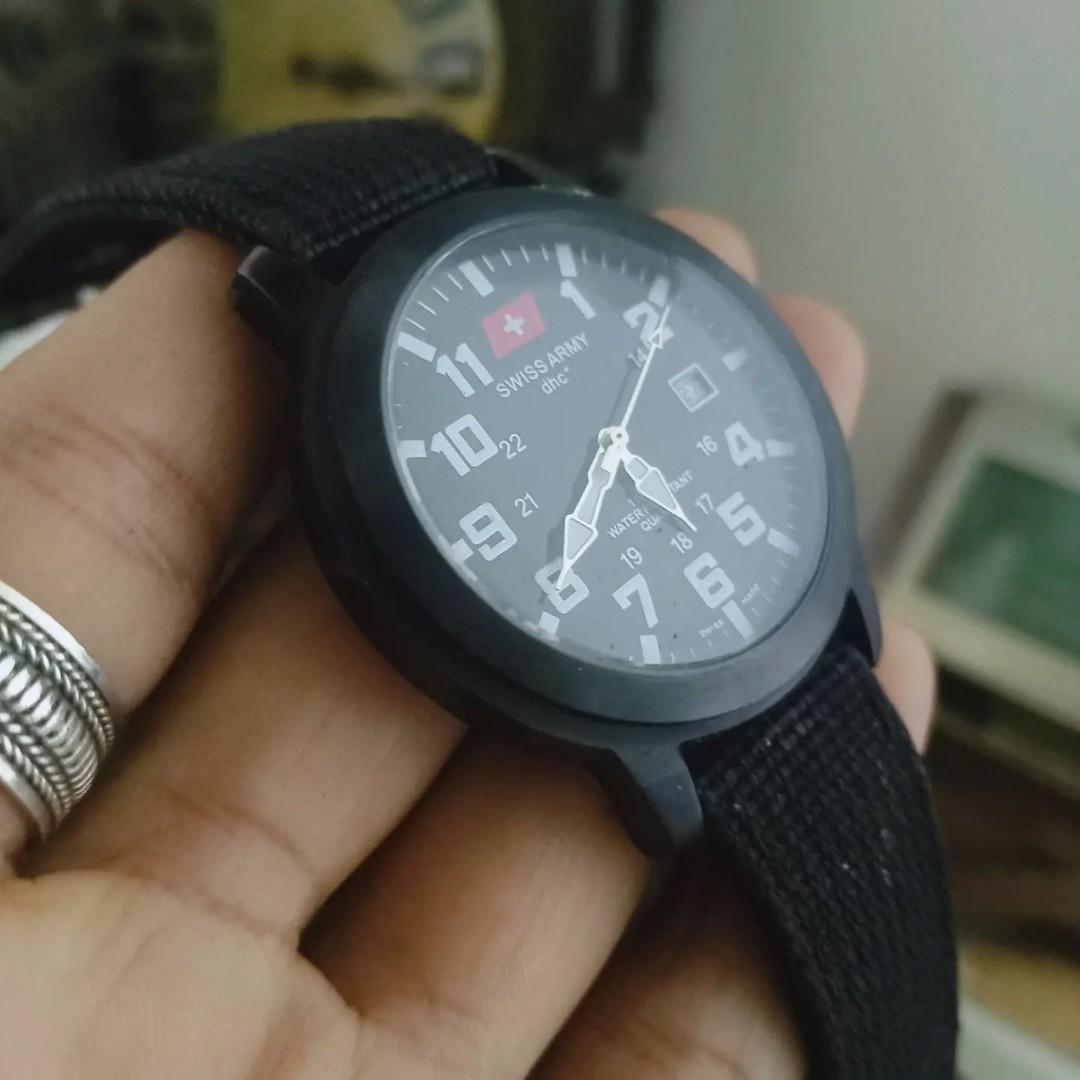 Swiss army hotsell dhc+ asli