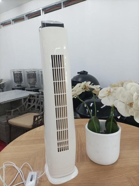 74cm Tower Fan, Furniture & Home Living, Lighting & Fans, Fans on Carousell
