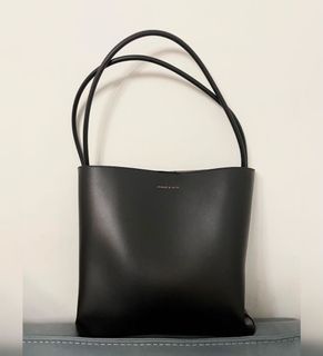 （分類：）位於 。 由 mooo.ooon 提交（商品編號 1169613072，圖片 1）。簡介： 。