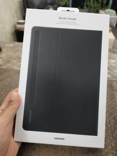 （分類：）位於 。 由 mat.ch 提交（商品編號 1169610732，圖片 1）。簡介： 。