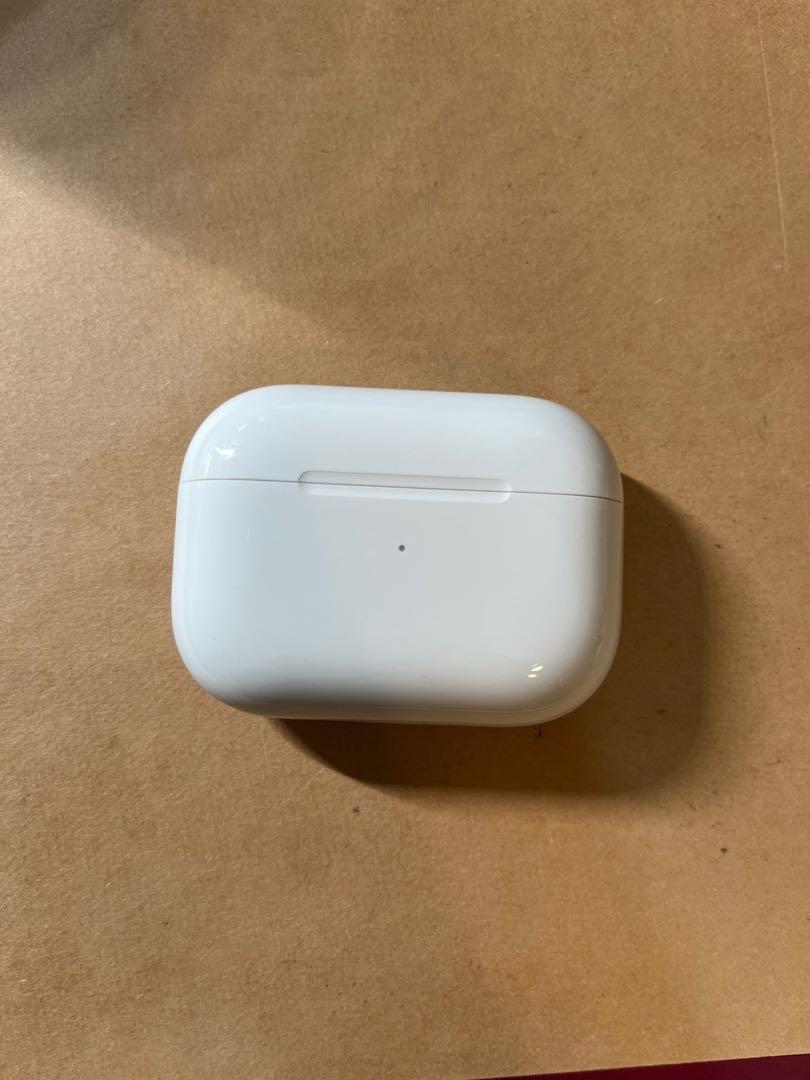 AirPods Pro used but very new for sale