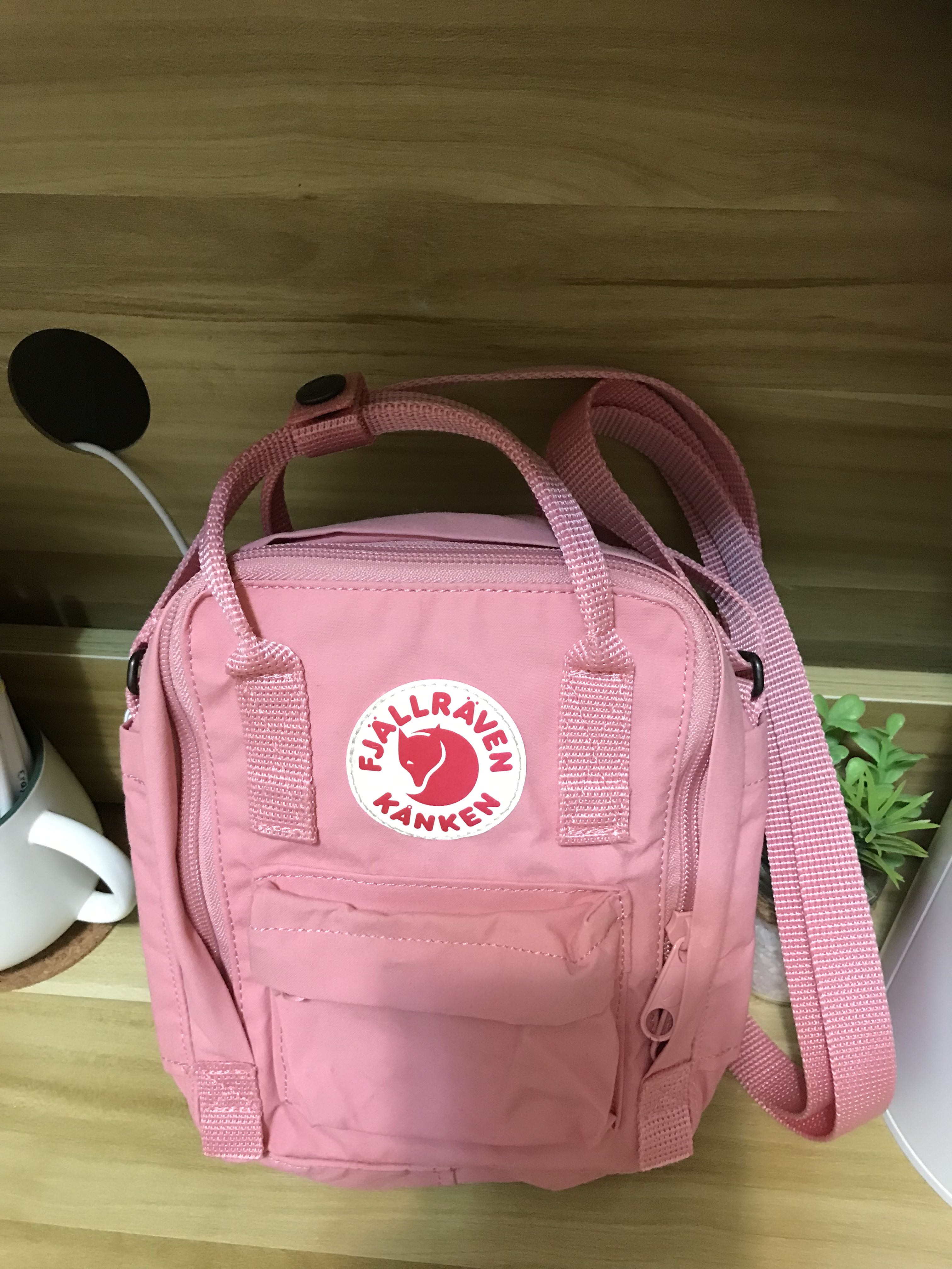 Authentic Fjallraven Kanken sling bag, Women's Fashion, Bags & Wallets