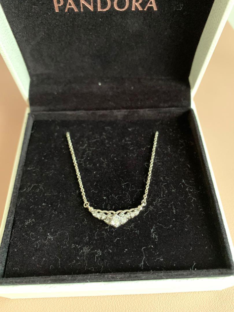 Fairytale tiara necklace pandora on sale
