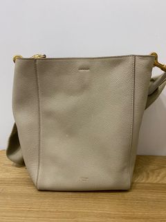 （分類：）位於 。 由 isa_isabel 提交（商品編號 1169590223，圖片 1）。簡介： 。
