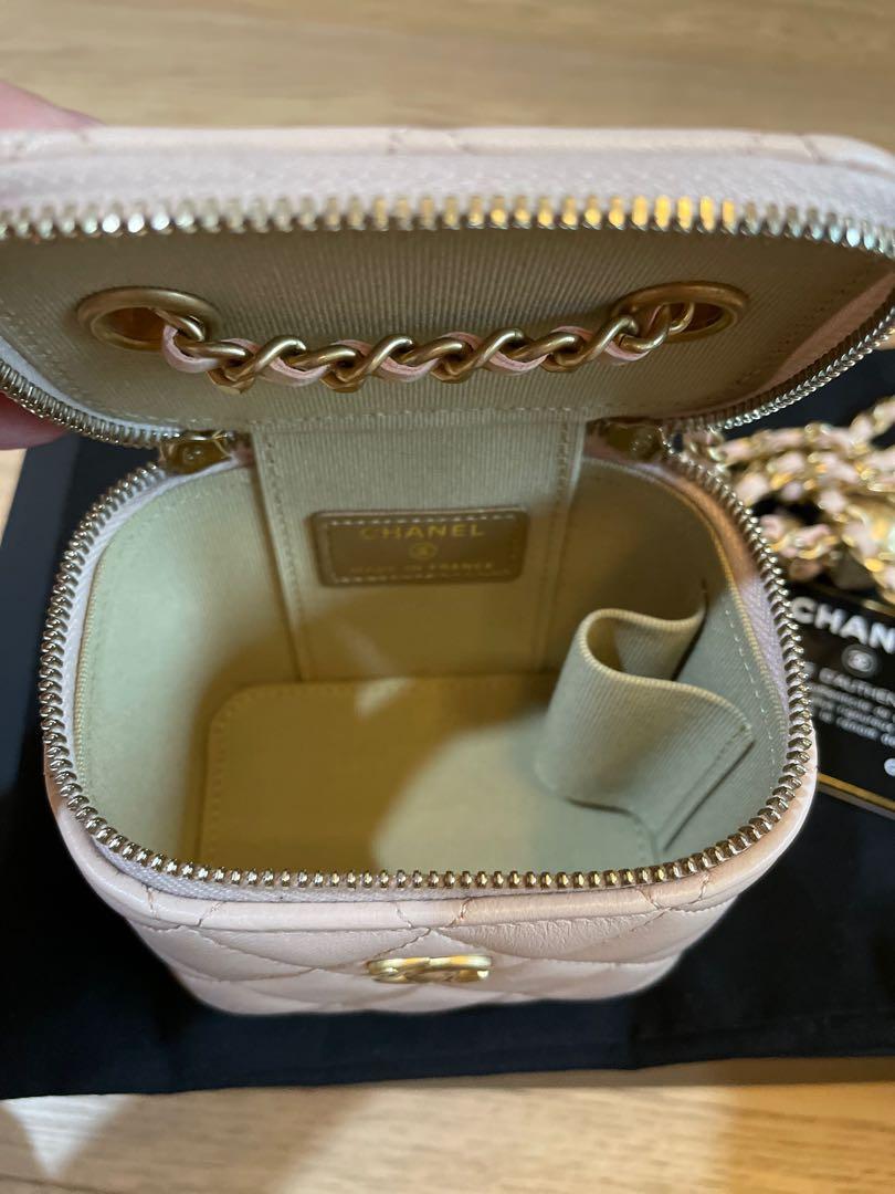 Chanel vanity pearl crush, Women's Fashion, Bags & Wallets, Crossbody