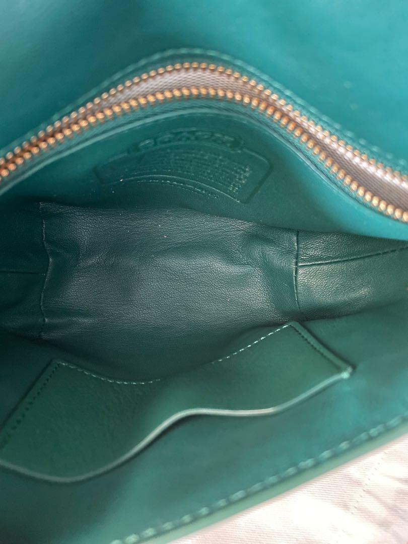 Coach Turnlock Crossbody Pouch Bag in Green, Women's Fashion, Bags