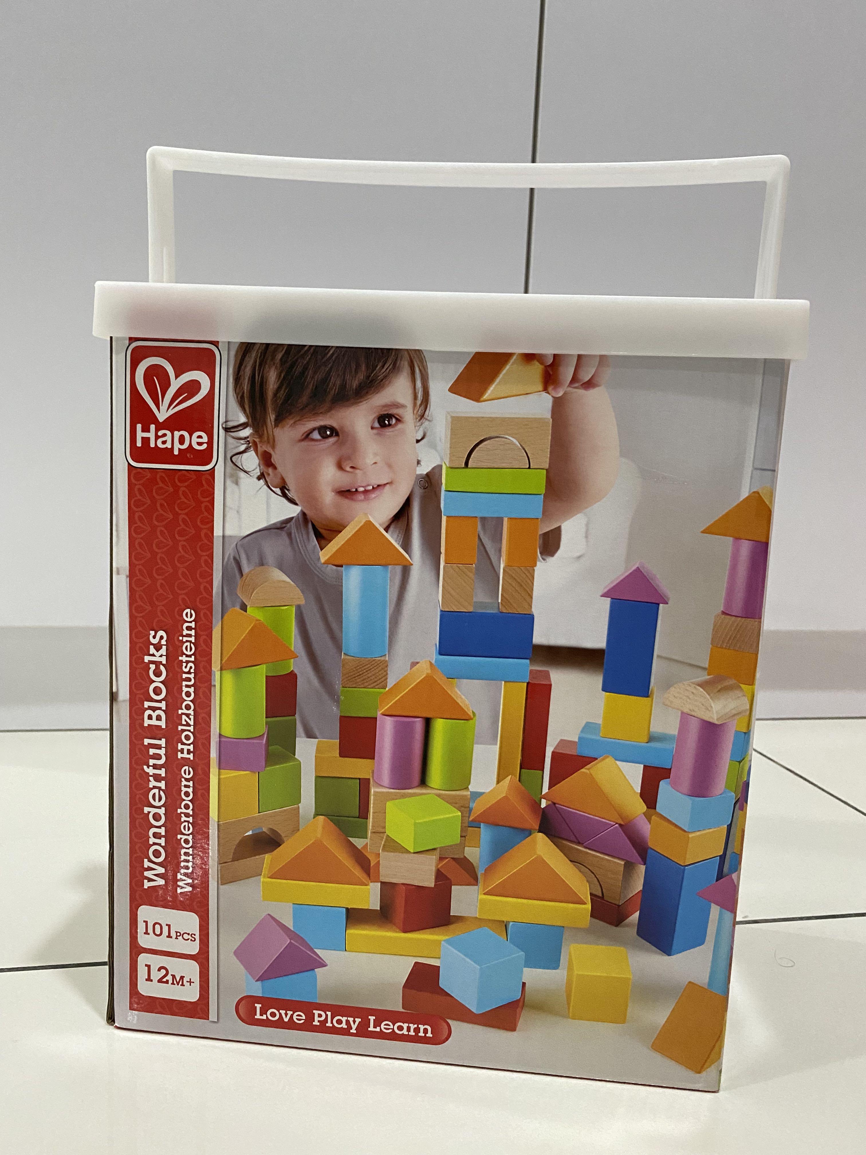 Hape wonderful shop beech blocks