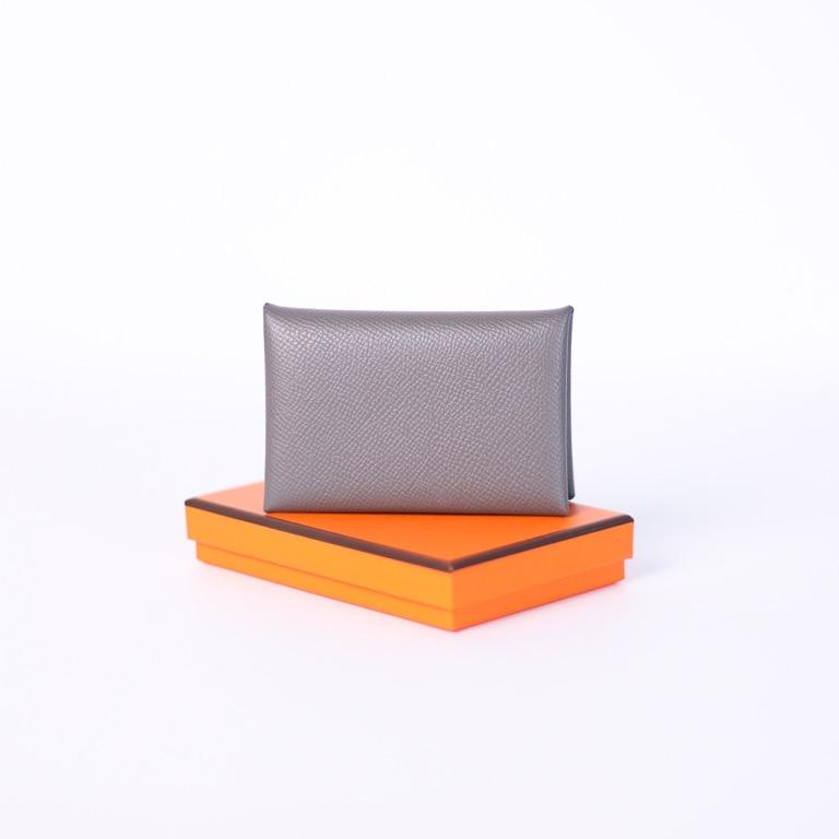 NEW! HERMES Calvi Duo card holder In Vert Fizz/Vert Yucca Accessories