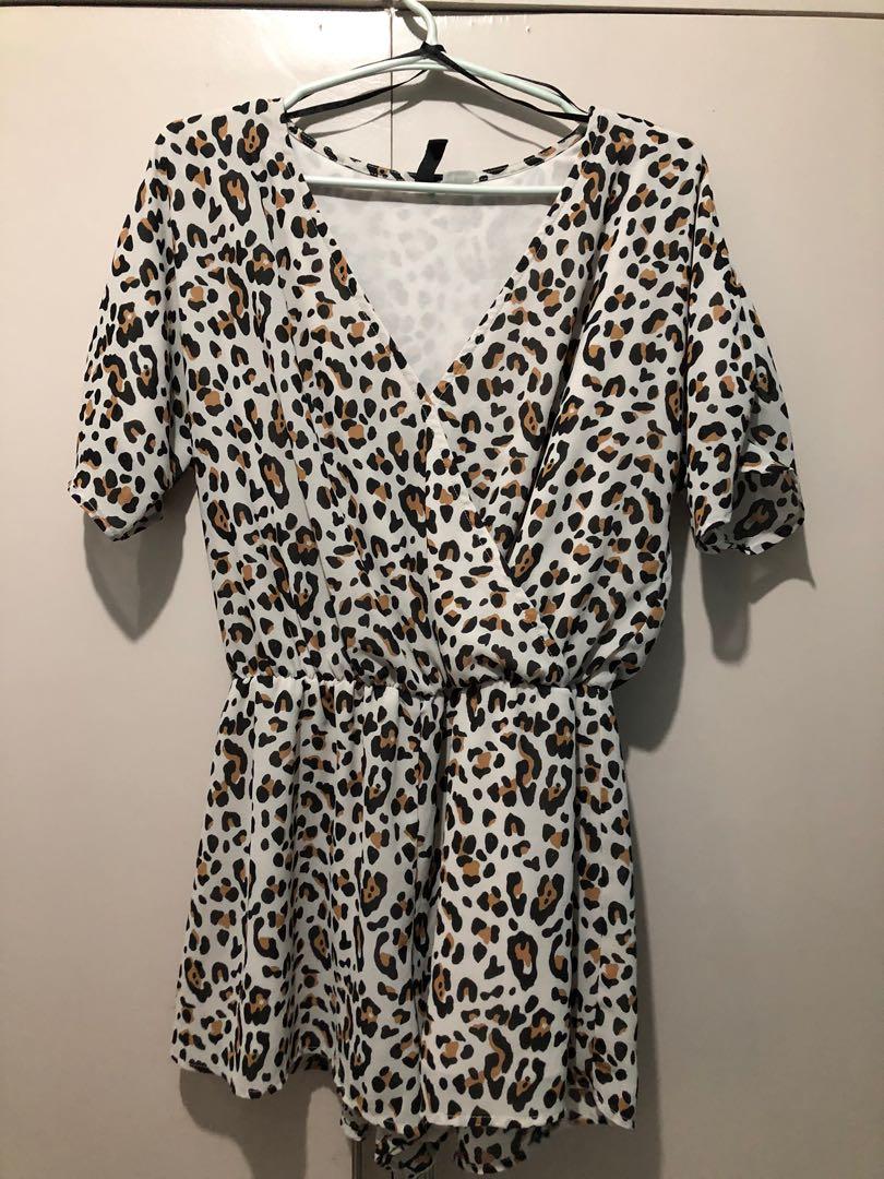 H&m store leopard romper
