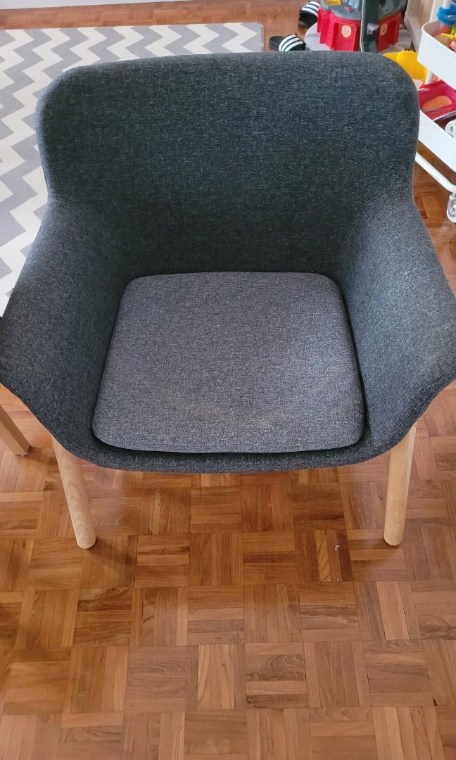 Ikea vedbo lounge chair, Furniture & Home Living, Furniture, Chairs on