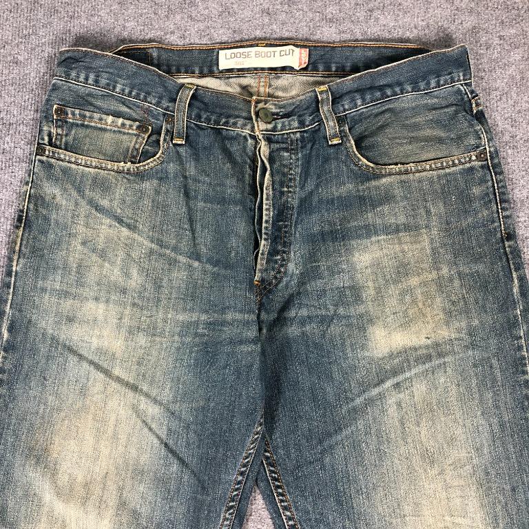 Levis 567 loose boot cut jeans on sale