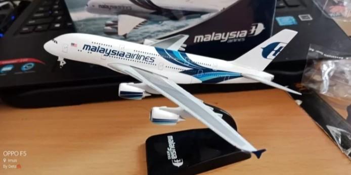 Diecast Metal Aircraft Toy Commercial Airplane Airbus A380 