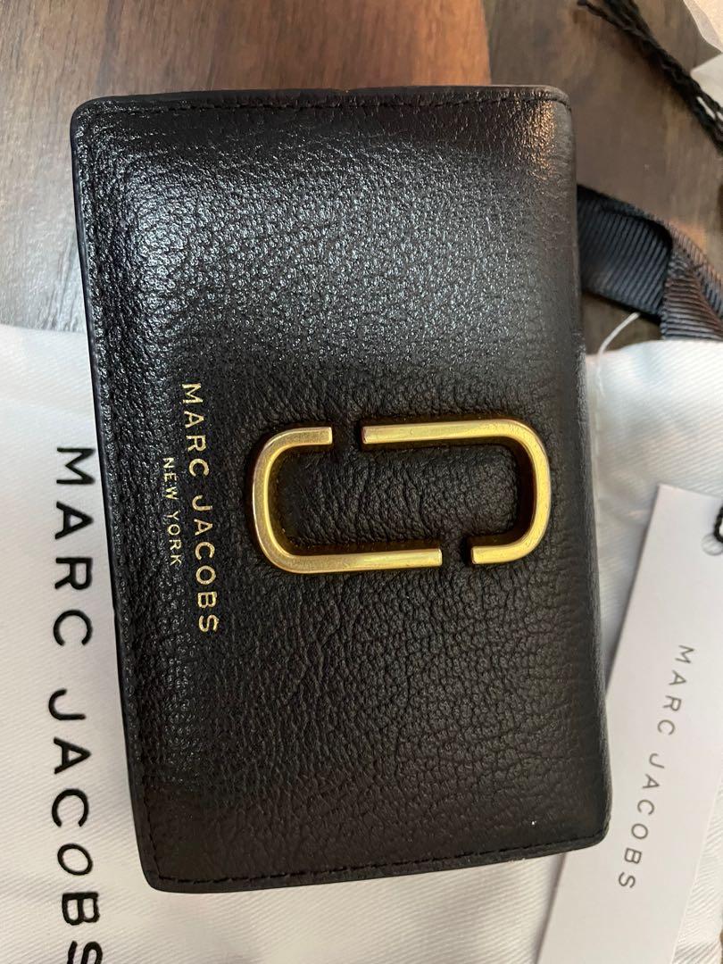 Marc jacobs double j multi wallet best sale
