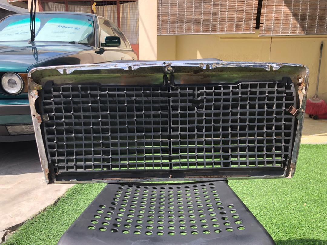 Mercedes Benz W124 Grill, Auto Accessories on Carousell