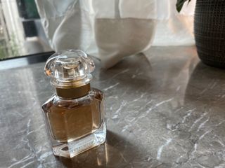 （分類：）位於 。 由 joywithperfume 提交（商品編號 1169519332，圖片 1）。簡介： 。