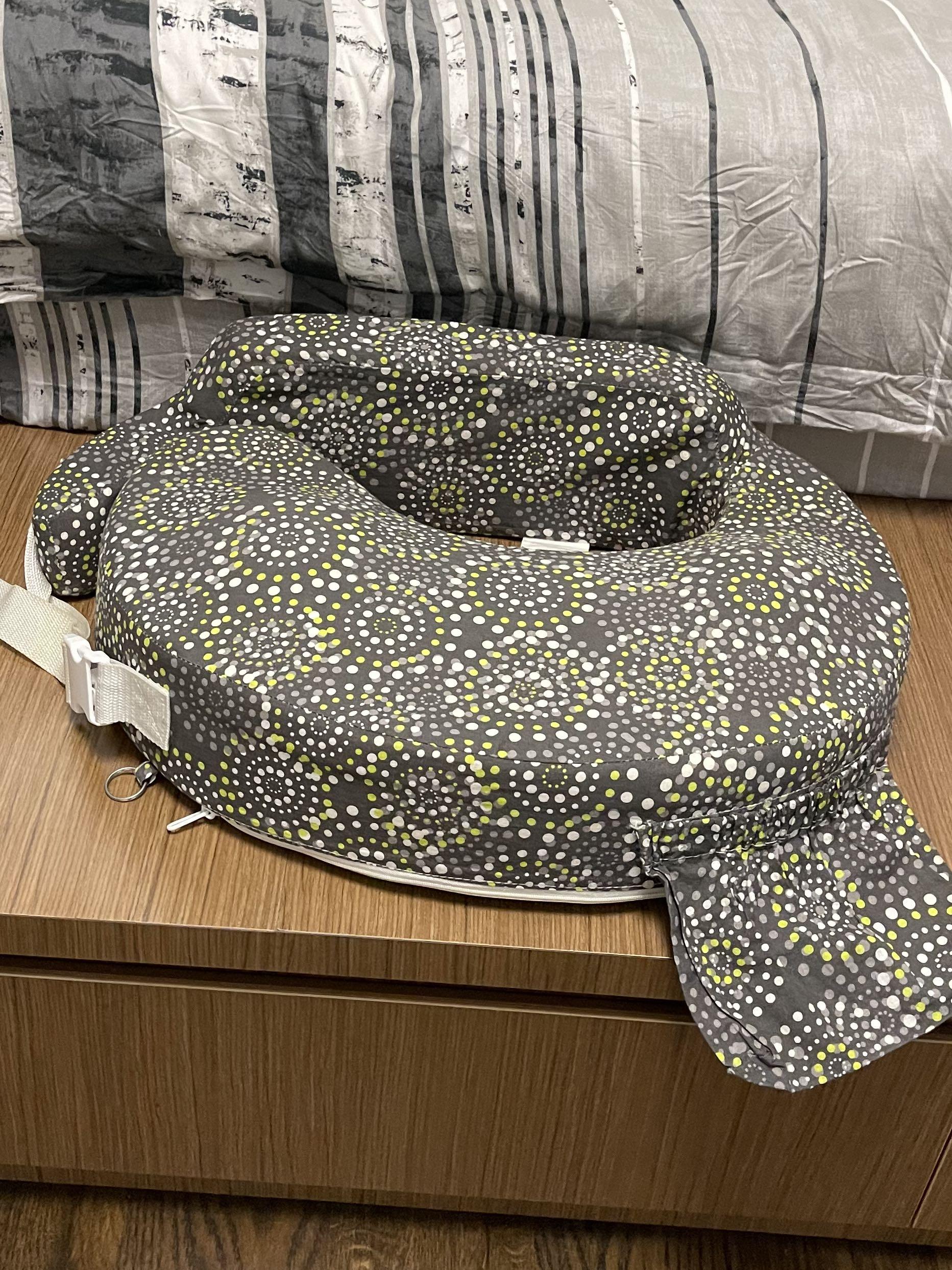 My brest friend nursing pillow-fireworks, Babies & Kids ...