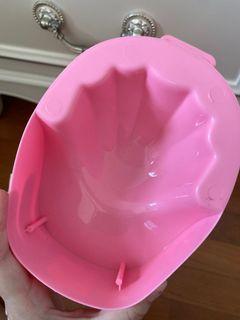 Nail hand bowl