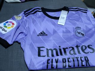 NEW Manchester United retro vintage kit 