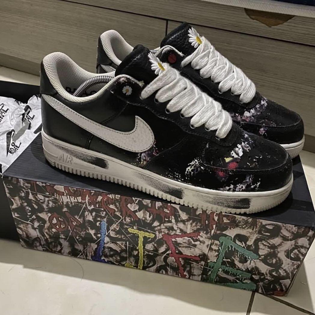 Nike Air Force x Peaceminusone Paranoise G Dragon, Fesyen Pria, Sepatu  Sneakers di Carousell