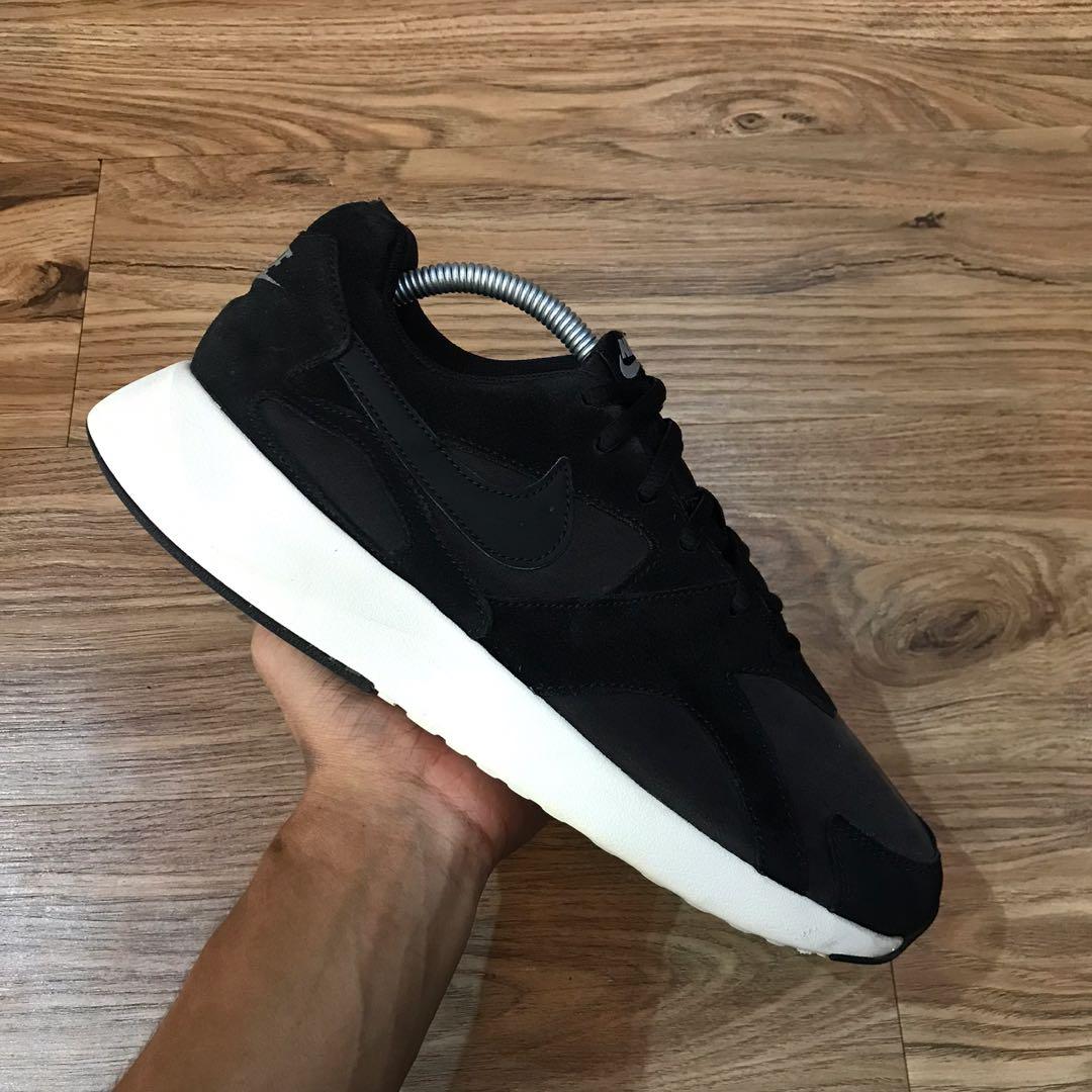 Nike hotsell pantheos se