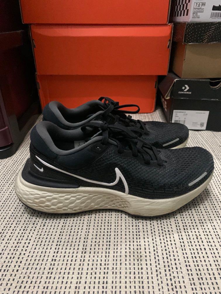 Nike Zoom x Invicible, Men's Fashion, Activewear on Carousell