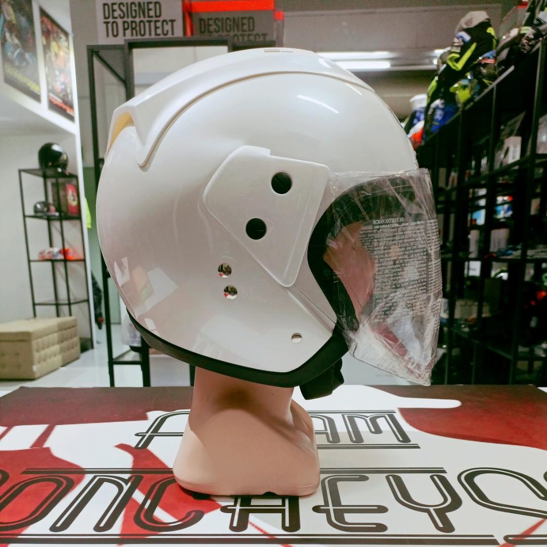 NOVA DOT*PSB APPROVED*PEARL WHITE HELMET, Motorcycles, Motorcycle