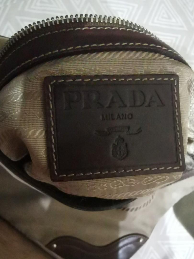 orig Prada Jacquard (Category: Luxury Bags & Wallets) located in Manila. Submitted by BDBAGS (Listing ID 1169570042, Image 3). Description: prada jacquard authentic 100% honest issue zipper need to fix buo pero need i re aline need ng stiching sa loob.
