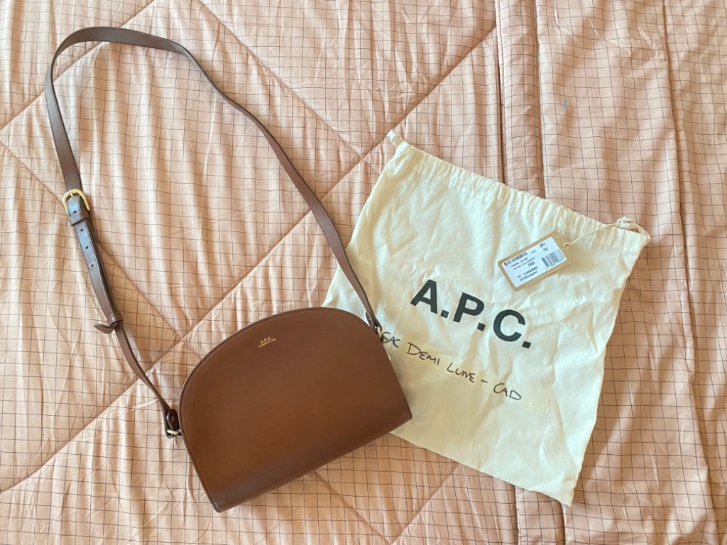 Apc half moon bag noisette discount