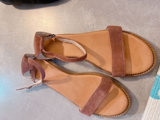 （分類：）位於 。 由 alison7 提交（商品編號 1169543604，圖片 1）。簡介： 。