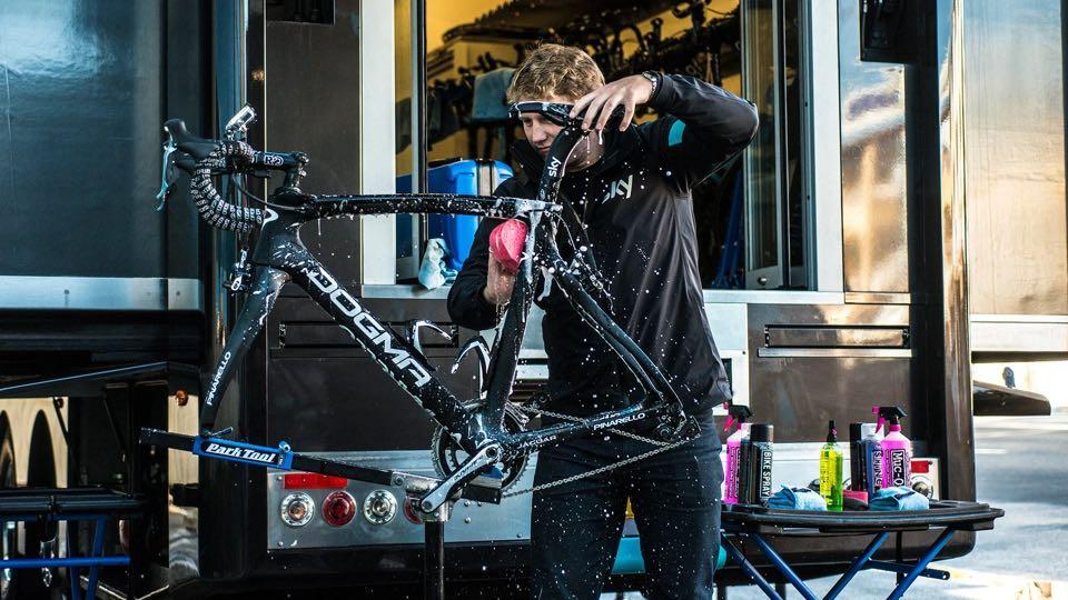 Race Bicycle Wash and Detailing Chain Cleaning Tampines Coupon. Shine Canyon Giant Specialized Cannondale Bikes