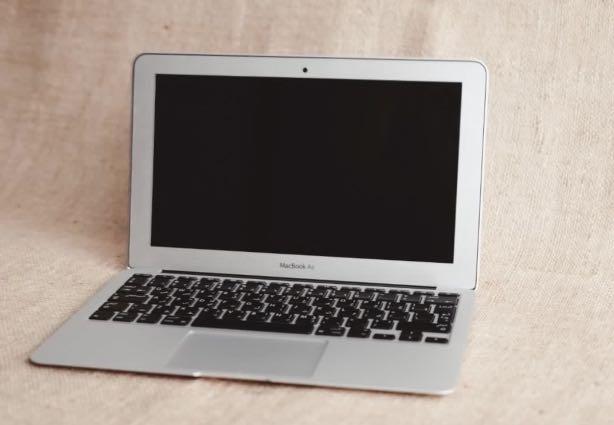 Rush Apple Macbook Air Laptop 11” Mid 2013 (Category: Laptops & Notebooks) located in Rizal. Submitted by rrbbmm (Listing ID 1169533210, Image 1). Description: Rarely used, used for 2 yrs continuous for senior high school school works lang -No scratches - No heating unless heavy work - Good Quality of Battery - Orig Charger only included - Cycle count - 500+ (mababa na yan compared with others huhu) .