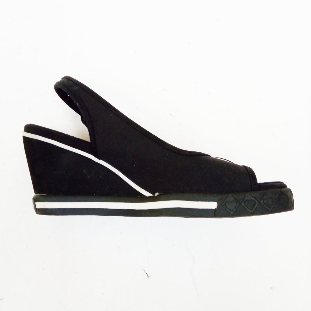 Skechers Peep Toe Wedge Sandal Womens Black White Slingback US5 Women s Fashion Footwear Wedges on Carousell