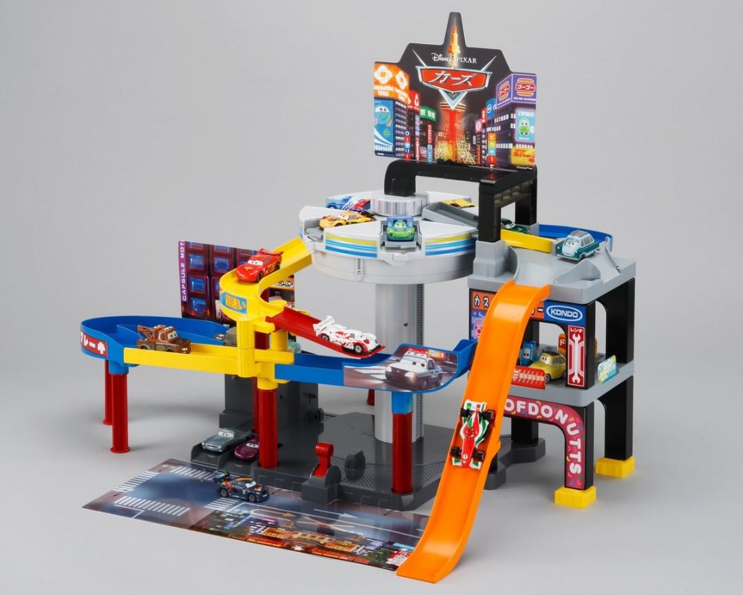 Tomica Disney Cars Rotating Elevator play set, Hobbies & Toys, Toys