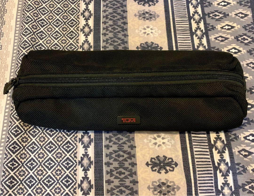 Tumi deals cord pouch