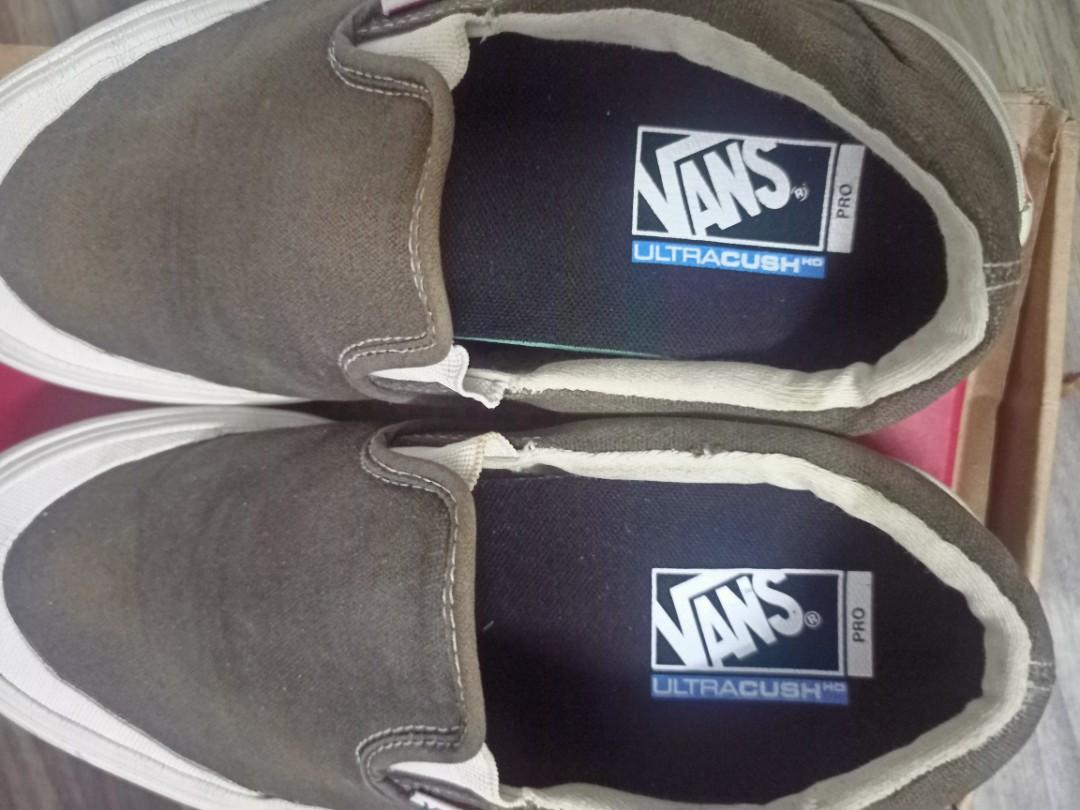 Vans slip on on sale pro toe cap