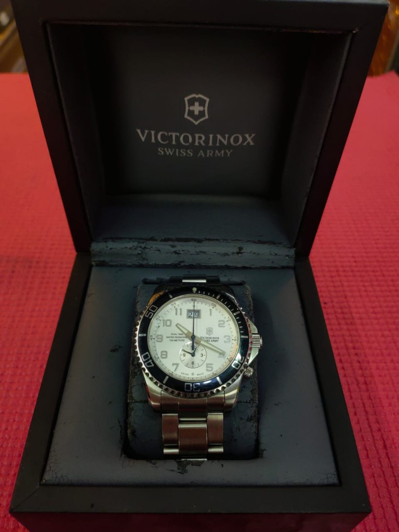 Victorinox Maverick GS Dual Time Men s Fashion Watches