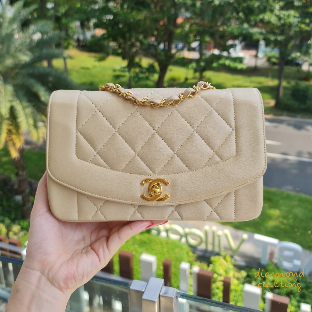 🖤 [SOLD] CHANEL DIANA FLAP BAG MEDIUM LAMBSKIN BLACK 24K GOLD HARDWARE GHW  / CLASSIC FLAP SMALL MINI JUMBO CAVIAR, Luxury, Bags & Wallets on Carousell