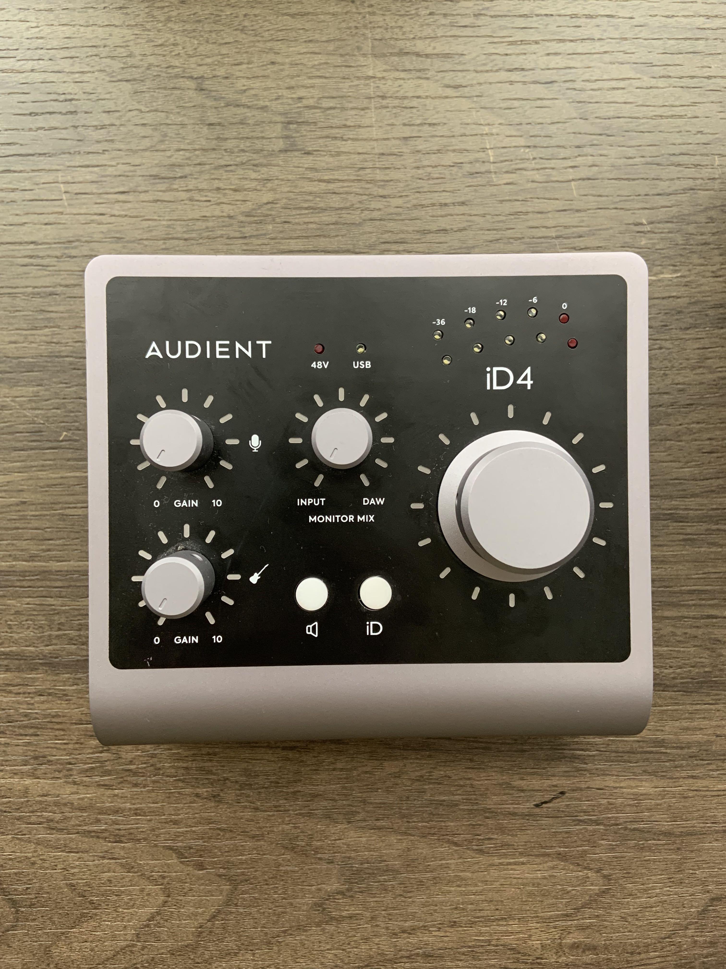 Audient ID4 MKII Audio Interface NOT Focusrite Scarlett 2i2, Hobbies