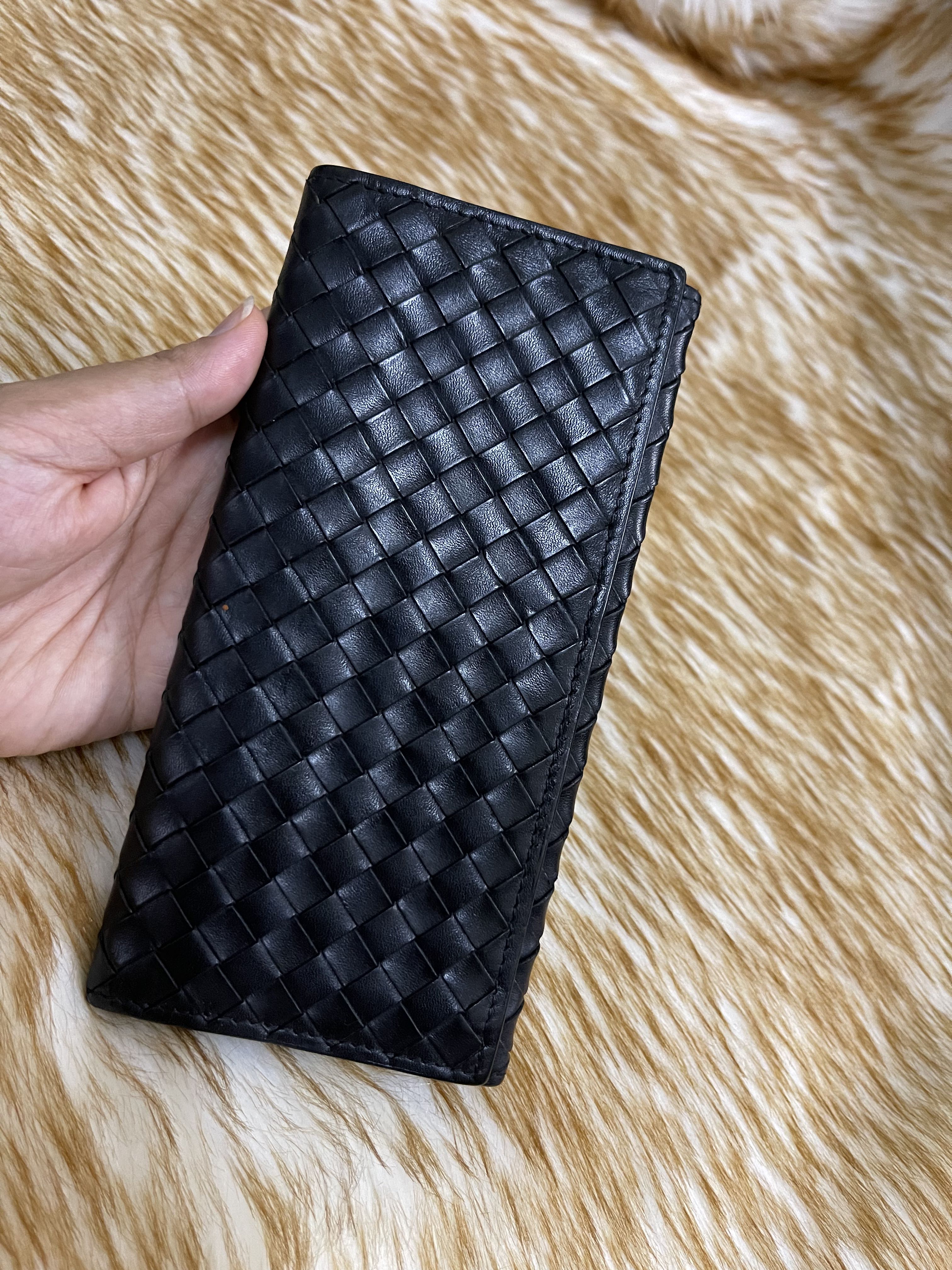 Bottega veneta store wallet italy