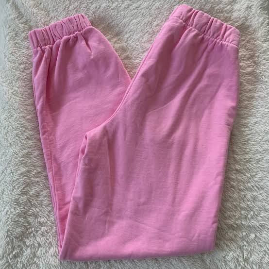 brandy melville bubblegum pink rosa 