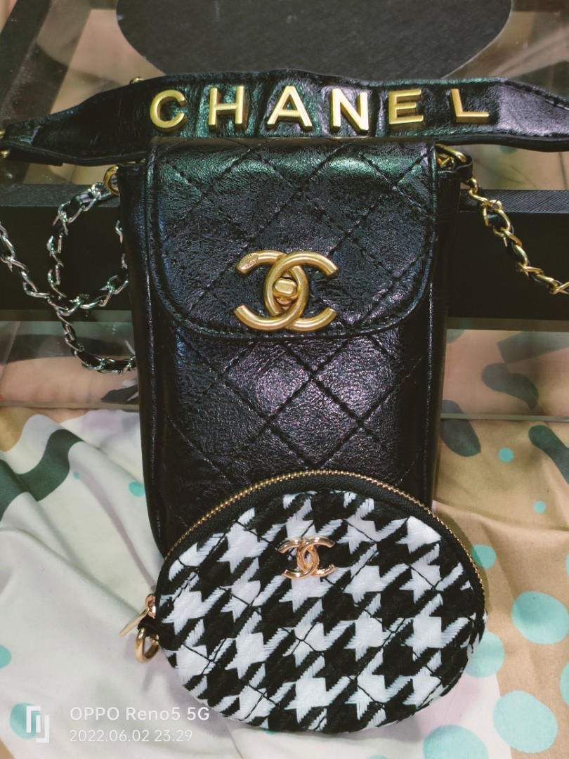 Chanel hp pouch outlet