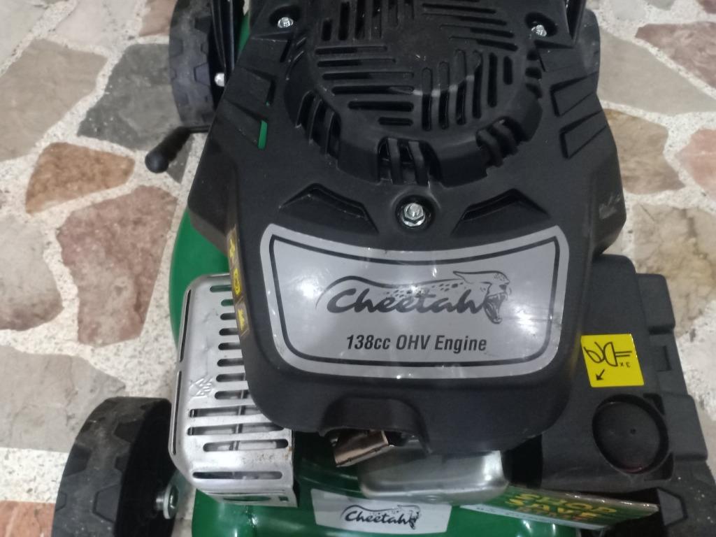 Cheetah 16 138CC Cut and Catch Lawn Mower