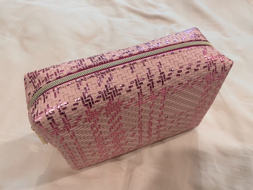 Estee lauder pink deals makeup bag