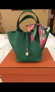 （分類：）位於 。 由 mariewan3049 提交（商品編號 1164410573，圖片 1）。簡介： 。