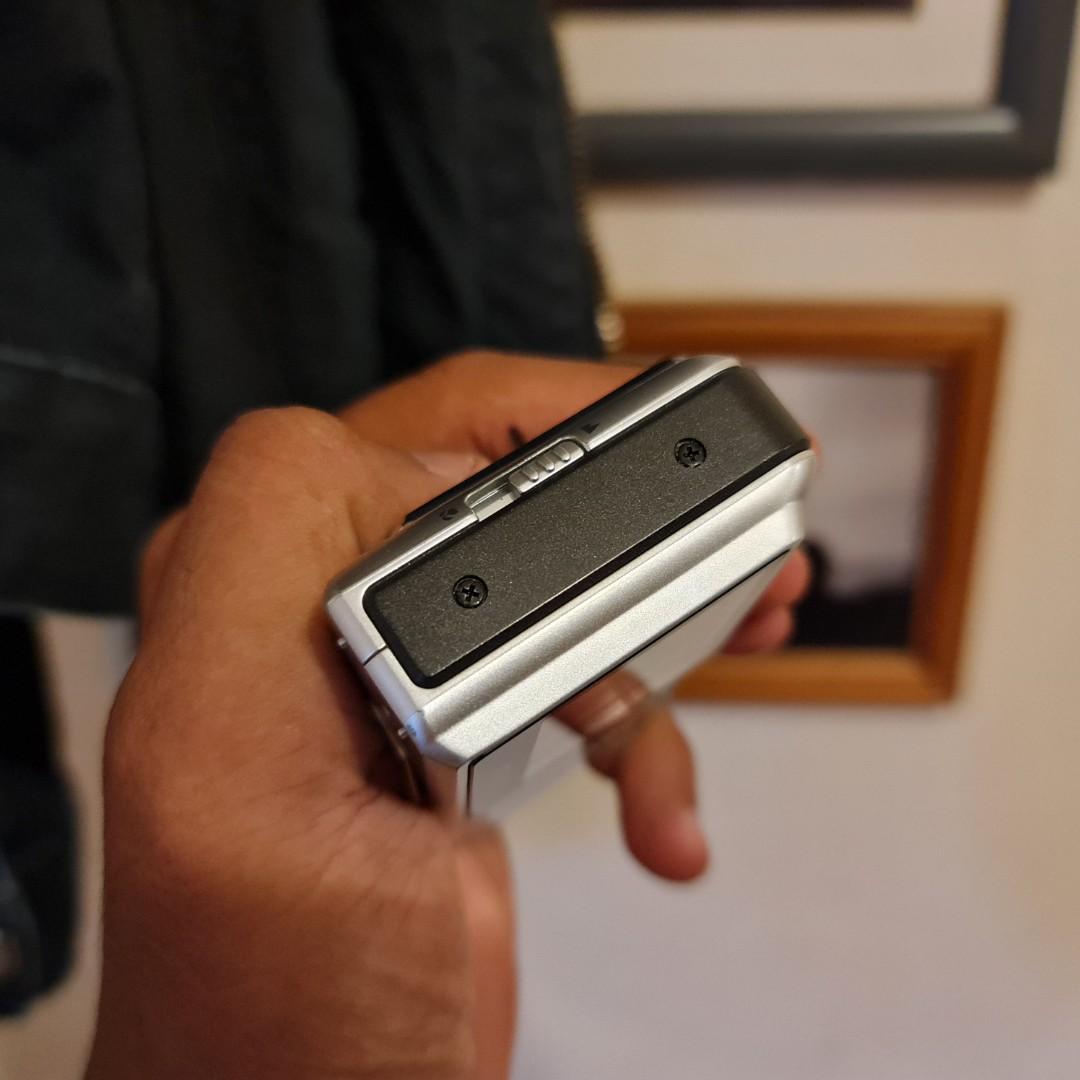 Hitachi HDC-502 5.0 Megapixels, Photography, Cameras on Carousell