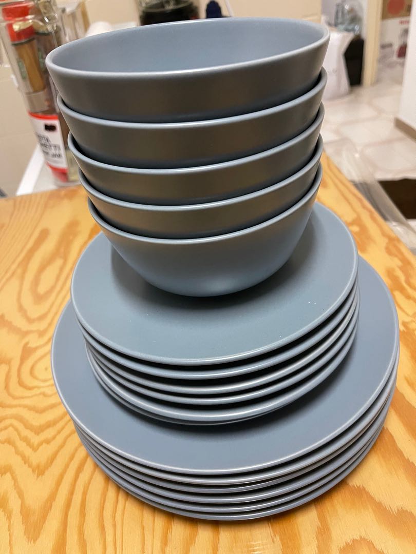 Grey deals plate set