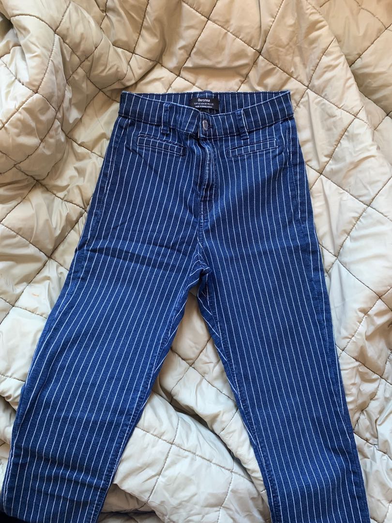 Jeans Bershka Garis-Garis Navy, Fesyen 