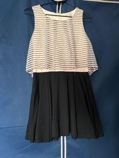 日本品牌Lagunamoon蕾絲質感後背小心機細節超美婚禮穿搭洋裝#oxstreet