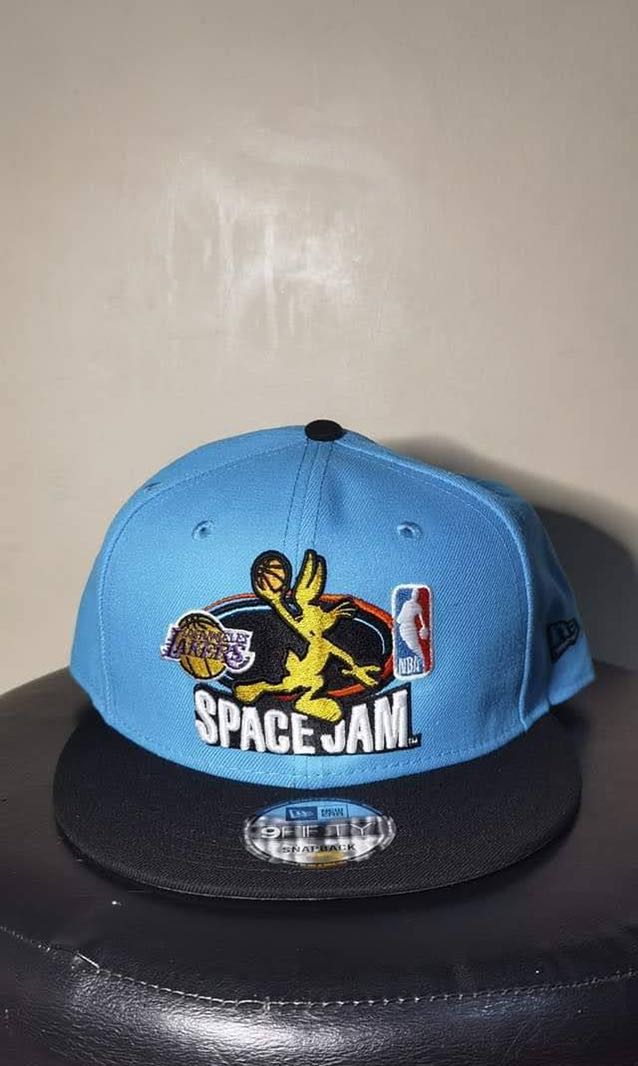 Lakers Space Jam NBA New Era Snapback Cap, Men's Fashion, Watches