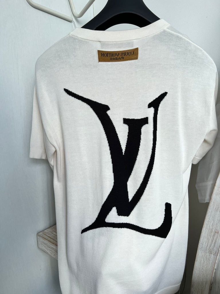 Louis Vuitton “End Goal” Crew Neck Tee size XS - Authentic